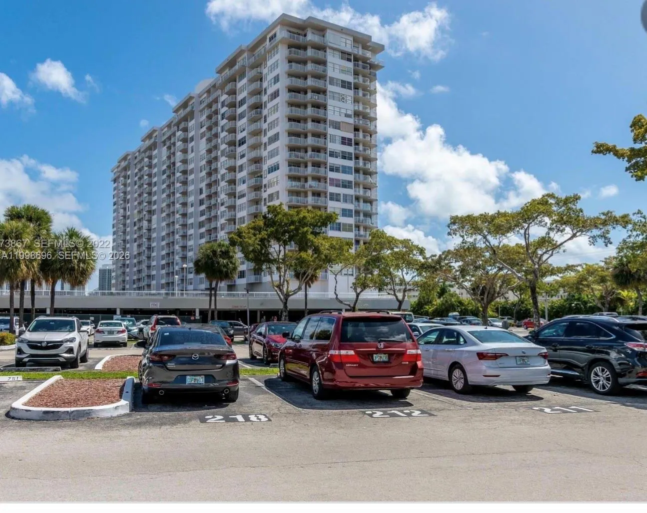 18041 Biscayne Blvd # 1104, Aventura FL 33160