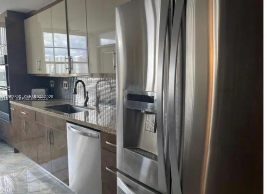18041 Biscayne Blvd # 1104, Aventura FL 33160