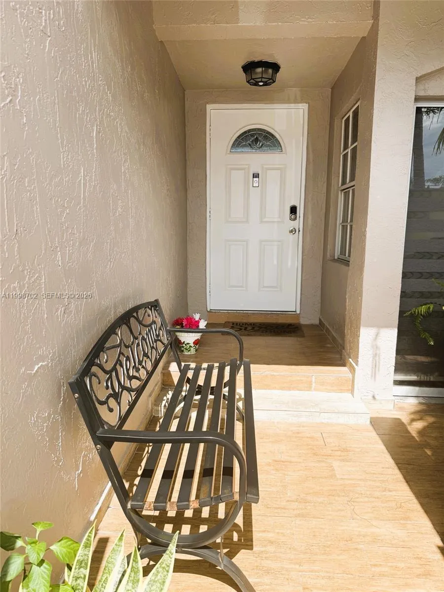 6217 SW 128th Pl, Miami FL 33183