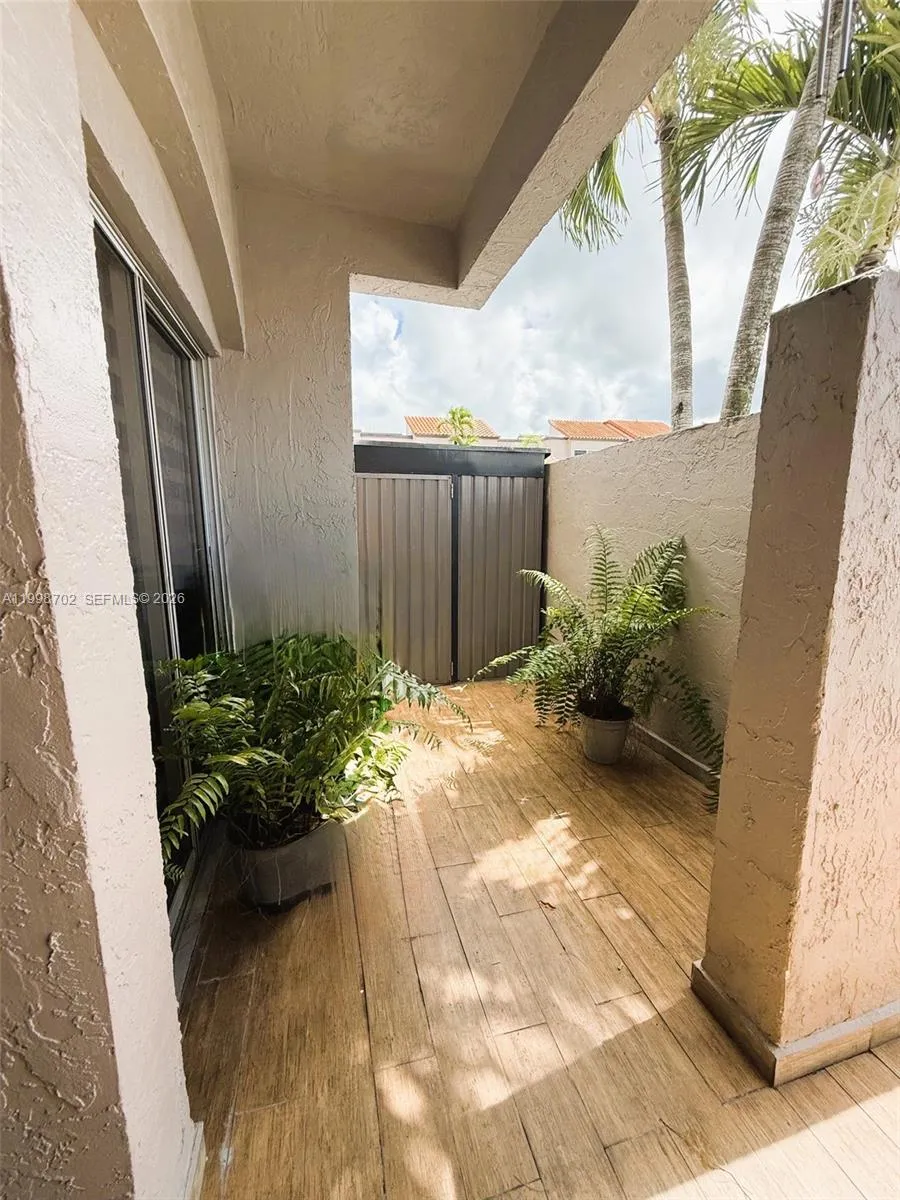 6217 SW 128th Pl, Miami FL 33183