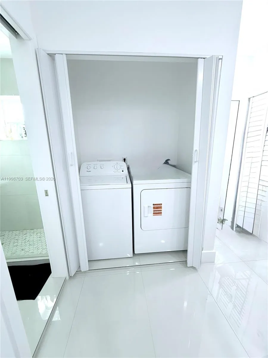 4600 W 8th Ave # B, Hialeah FL 33012