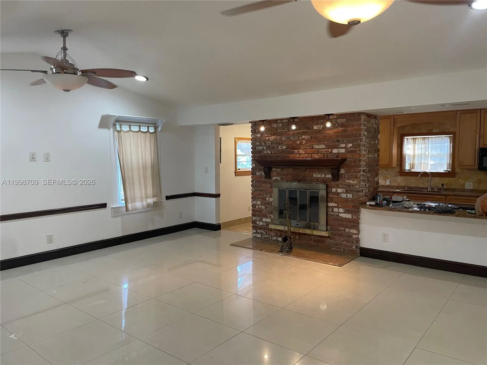 258 SW 1st Ct, Dania Beach FL 33004