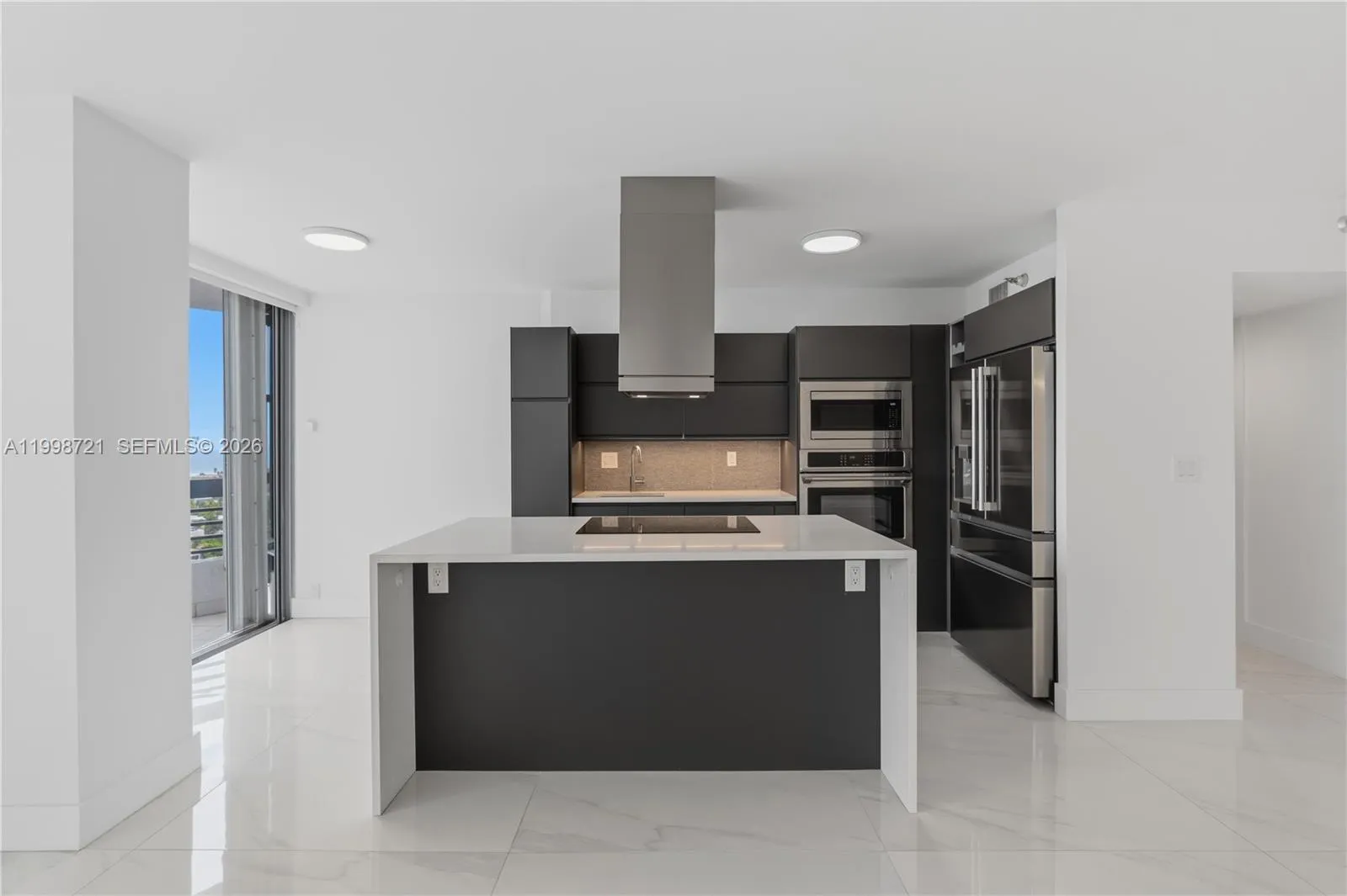 19101 NE 36th Ct # 1811, Aventura FL 33180