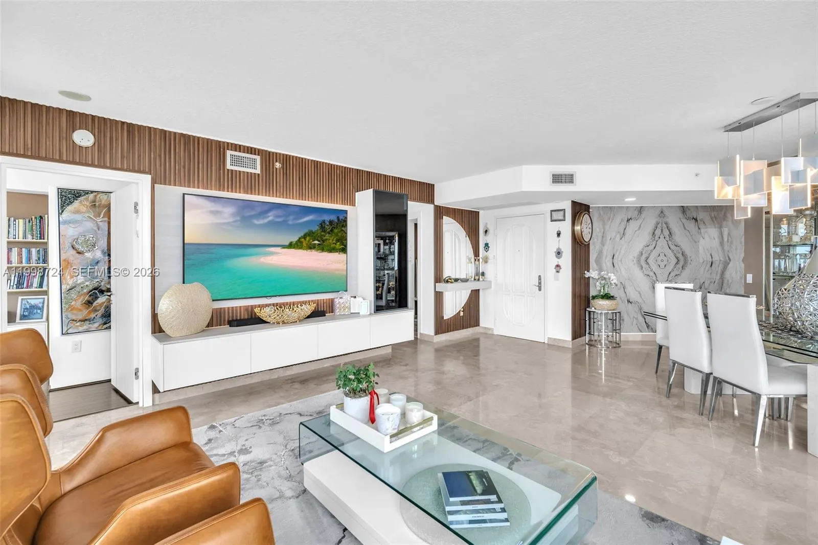 3370 E Hidden Bay Dr # 2407, Aventura FL 33180