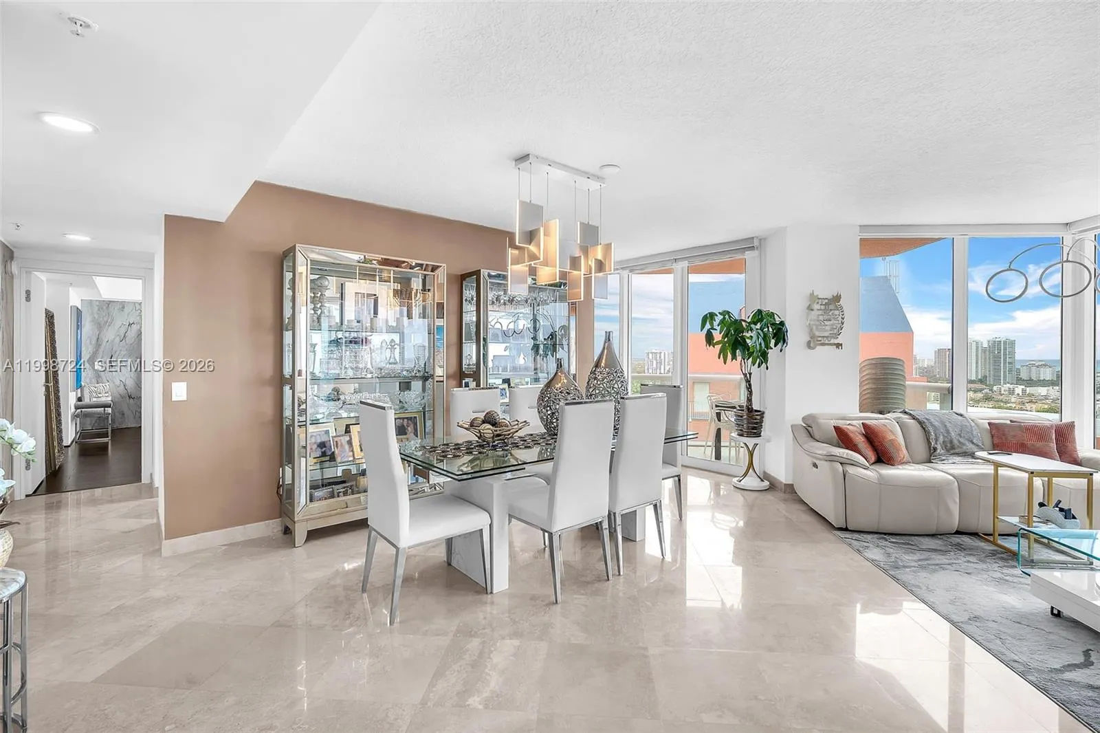 3370 E Hidden Bay Dr # 2407, Aventura FL 33180