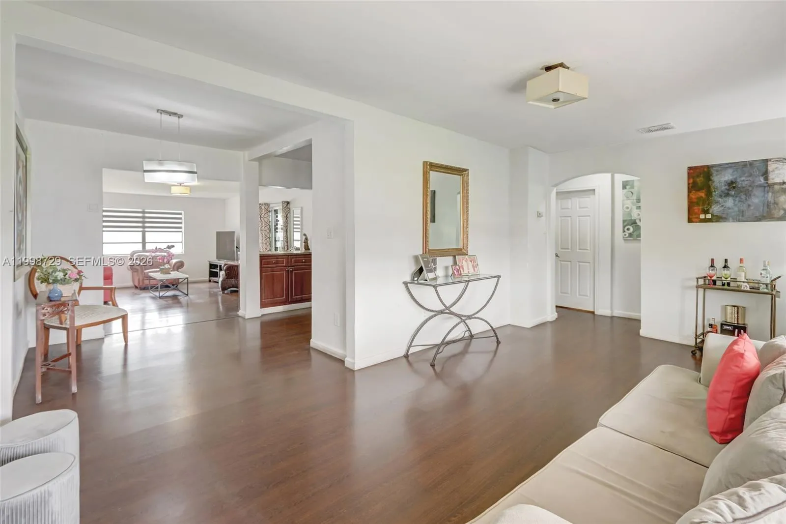 6871 SW 37th St, Miami FL 33155