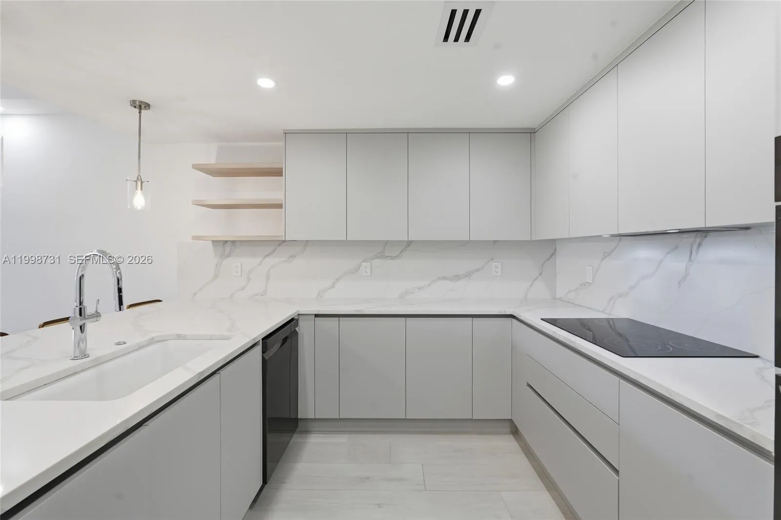 251 Crandon Blvd # 202, Key Biscayne FL 33149