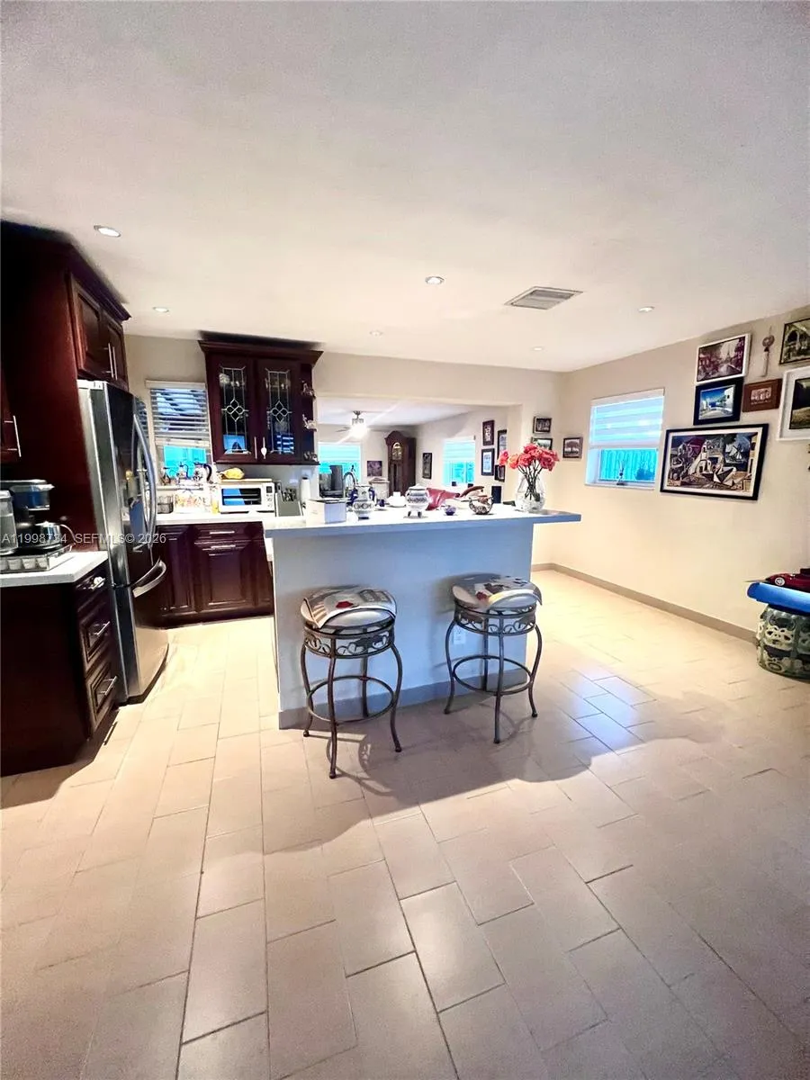 5100 SW 116th Ave, Miami FL 33165