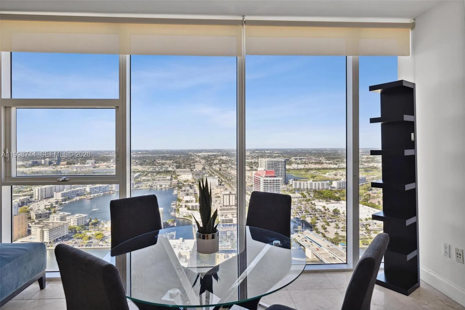 1830 S OCEAN DR # 4907, Hallandale Beach FL 33009