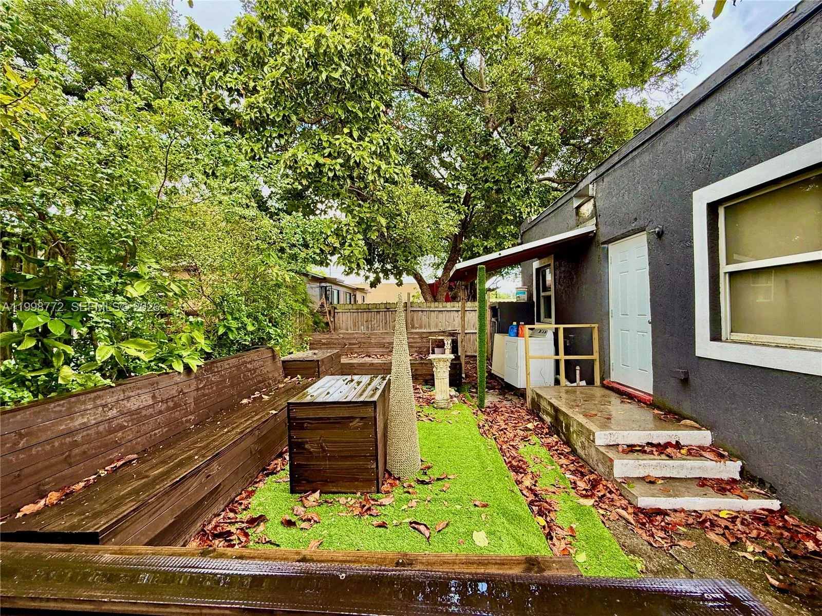 597 NW 69th St, Miami FL 33150