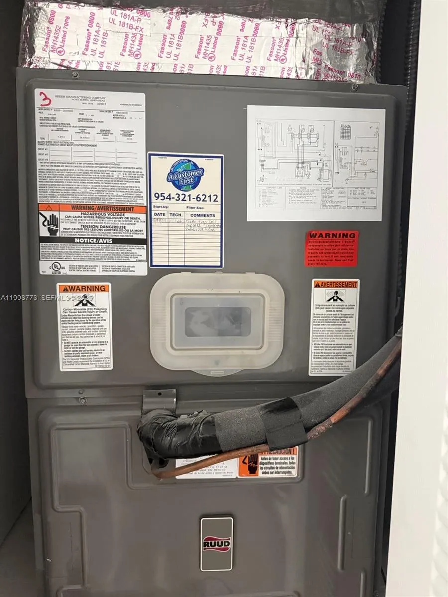 2856 E Oakland Park Blvd, Fort Lauderdale FL 33306