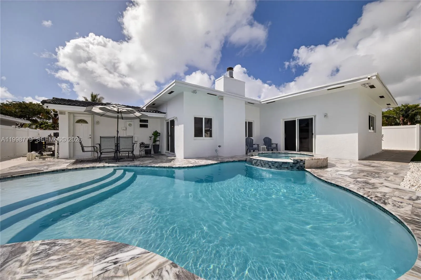 2161 NE 62nd Ct, Fort Lauderdale FL 33308