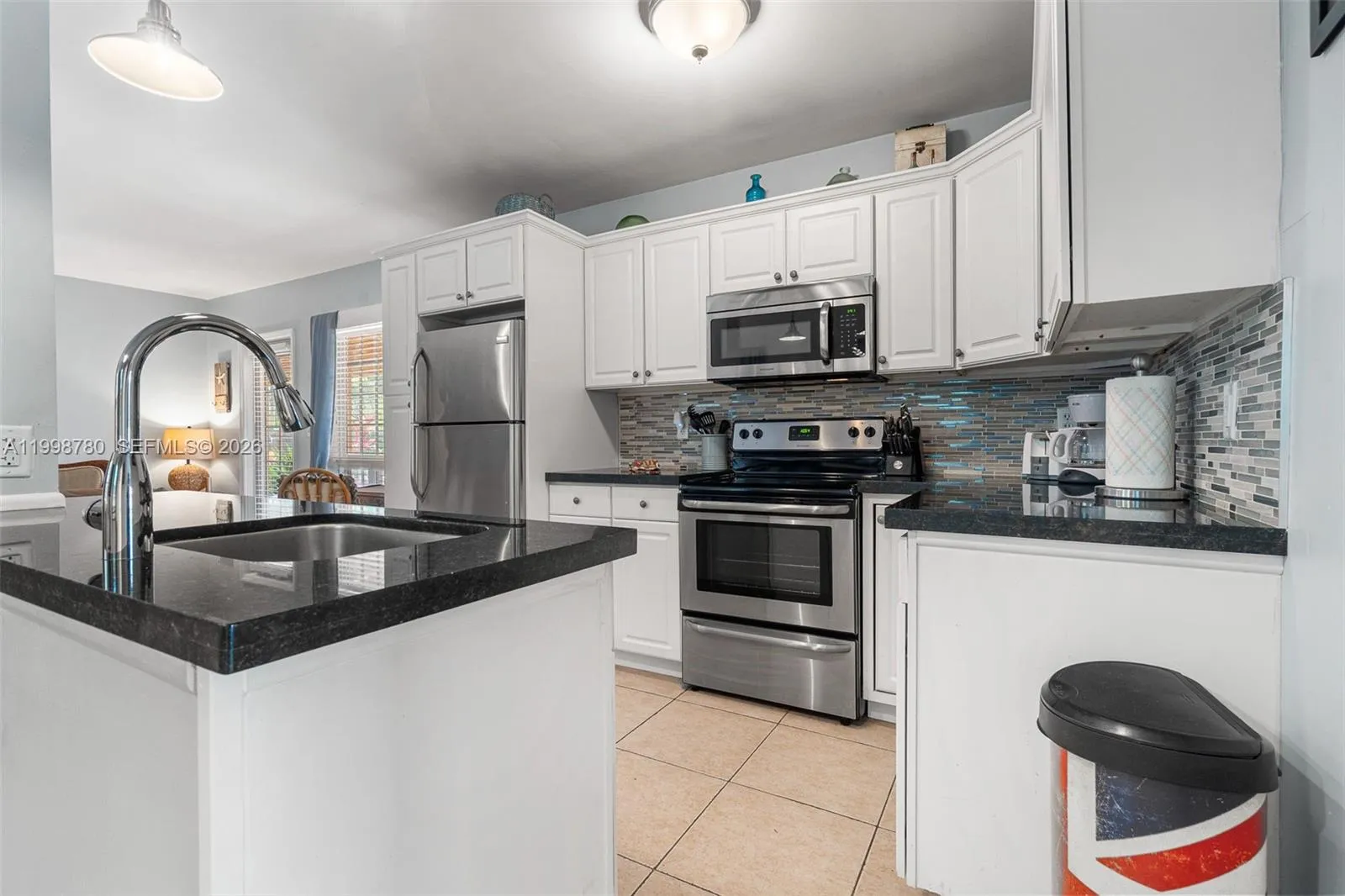 2033 NE 33rd Ave # 2, Fort Lauderdale FL 33305