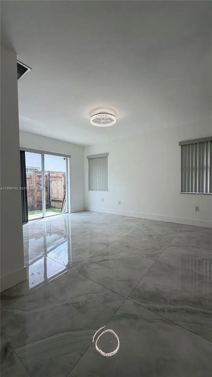 10241 SW 128th Ave, Miami FL 33186