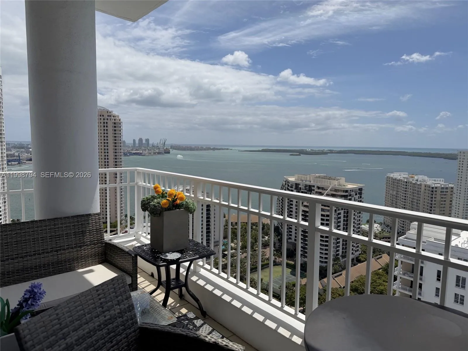801 Brickell Key Blvd # 3207, Miami FL 33131
