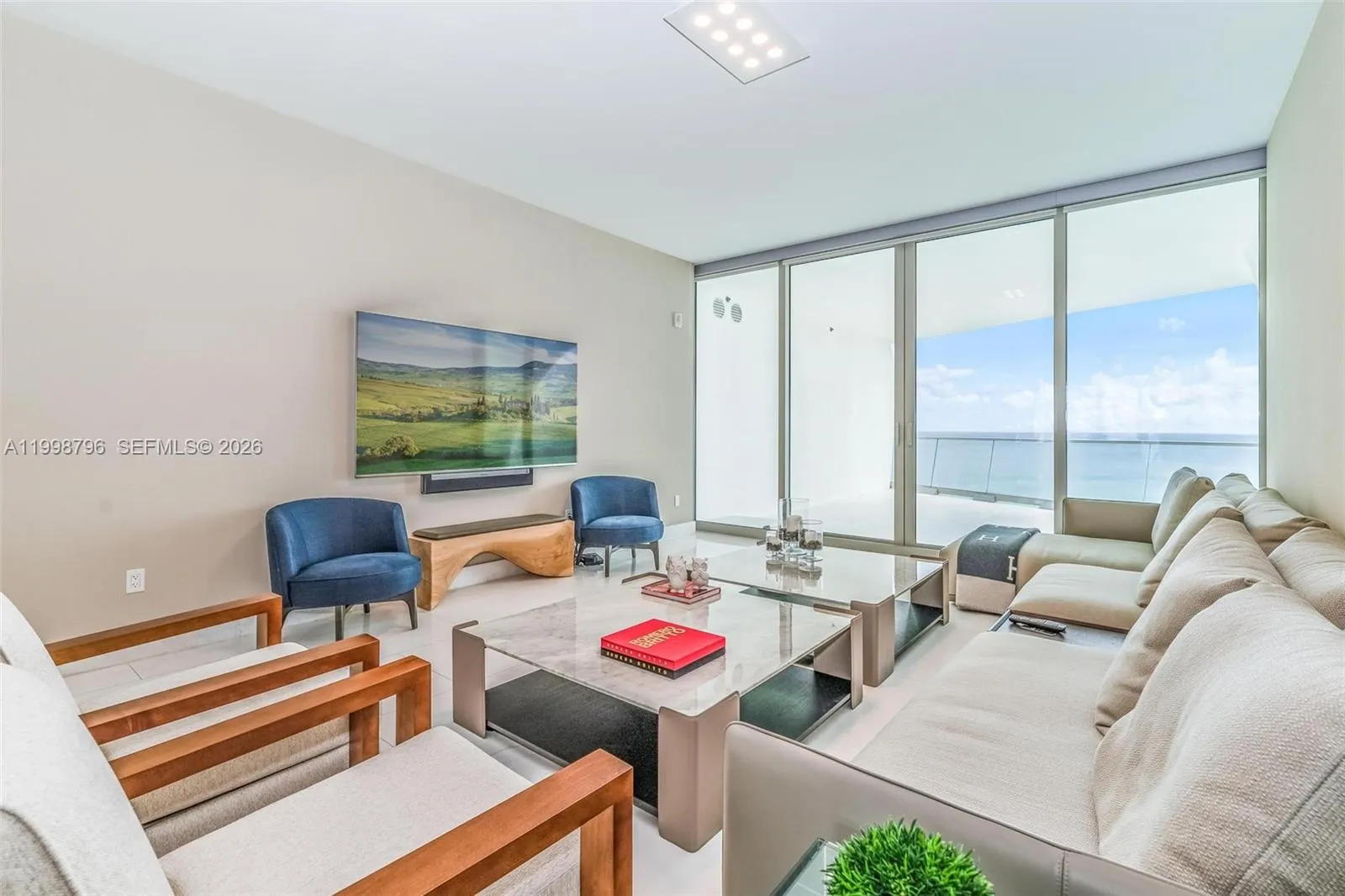 16901 Collins Ave # 903, Sunny Isles Beach FL 33160