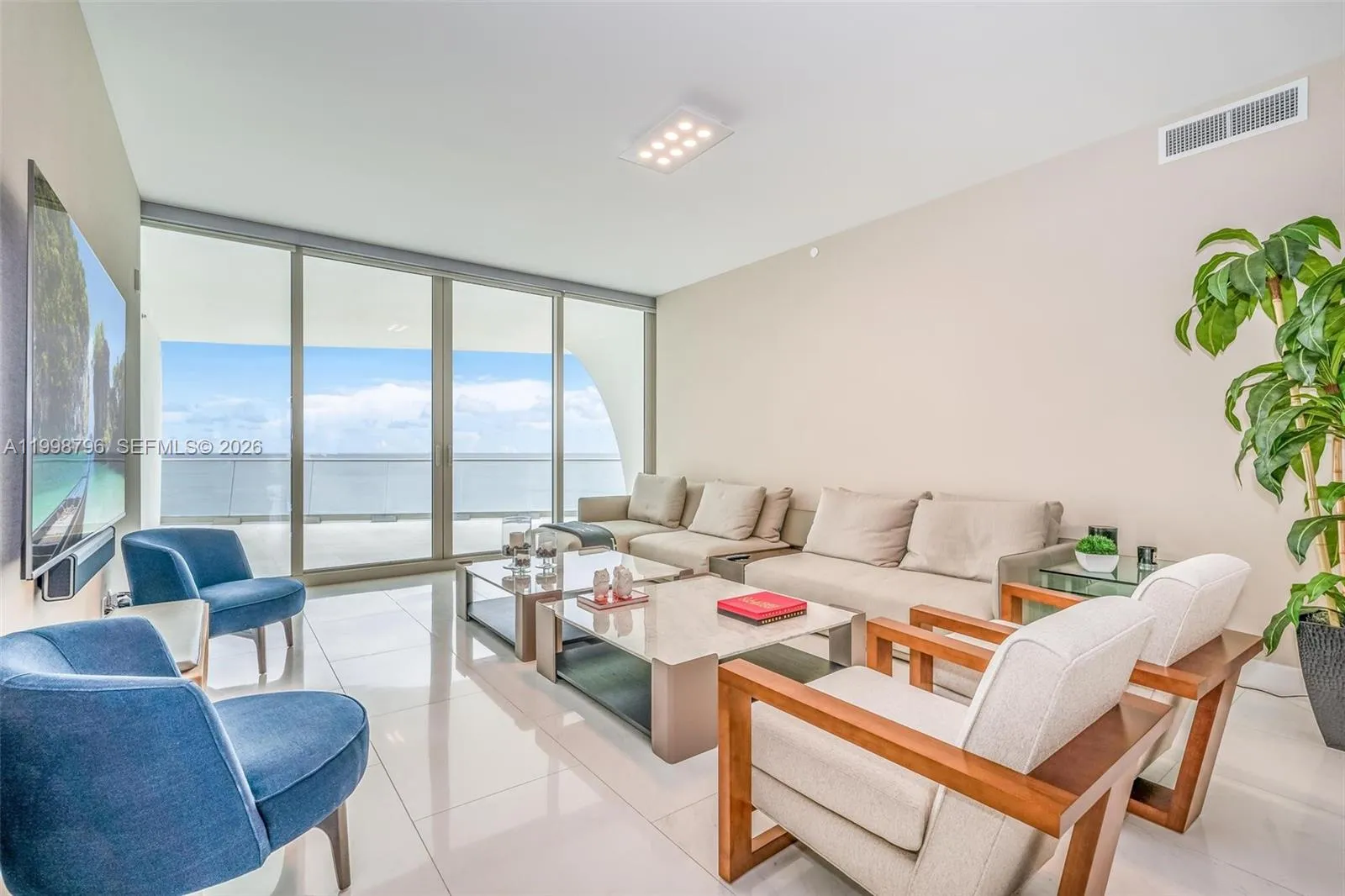 16901 Collins Ave # 903, Sunny Isles Beach FL 33160