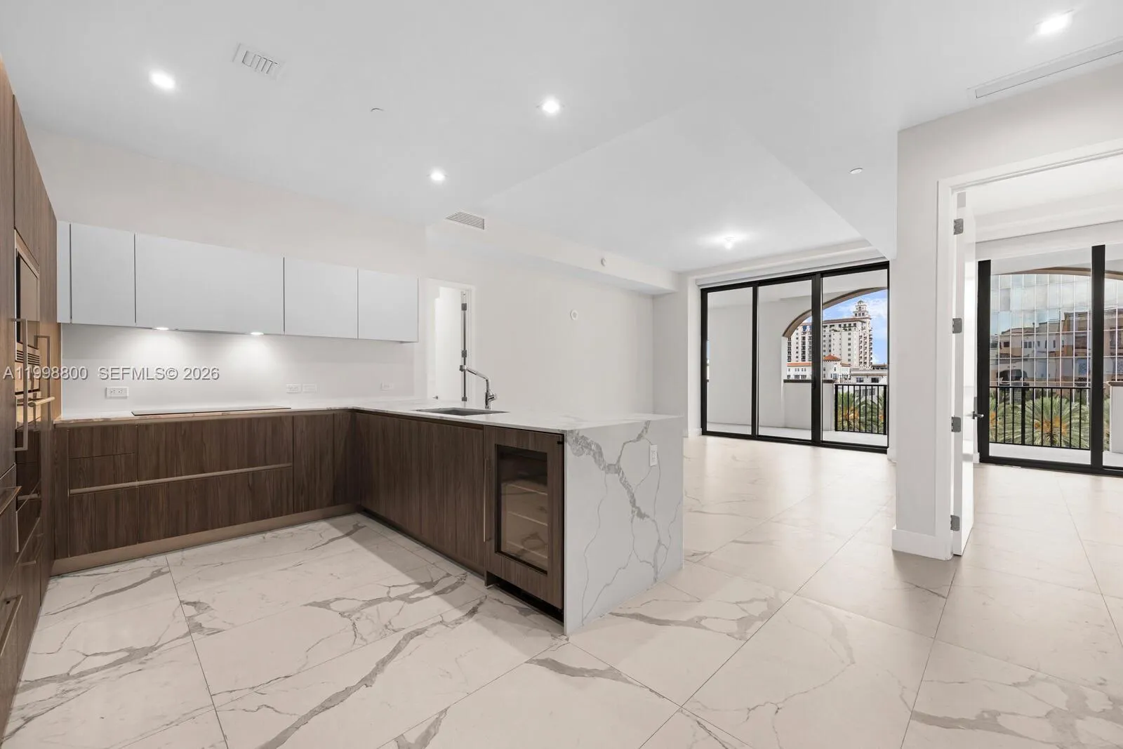 275 Giralda Ave # 6E, Coral Gables FL 33134