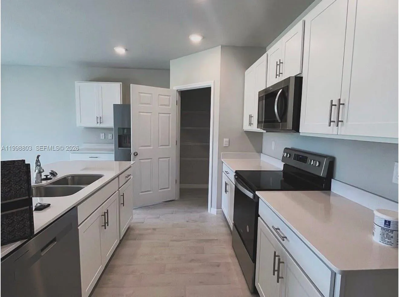 30 1pl # 3013, Cape Coral FL 33914