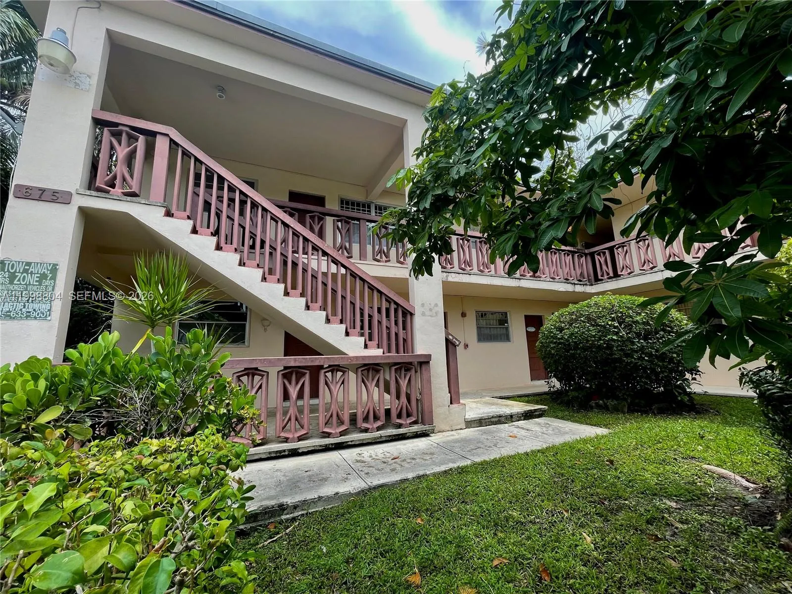 675 SW 7th Ave # 11, Miami FL 33130