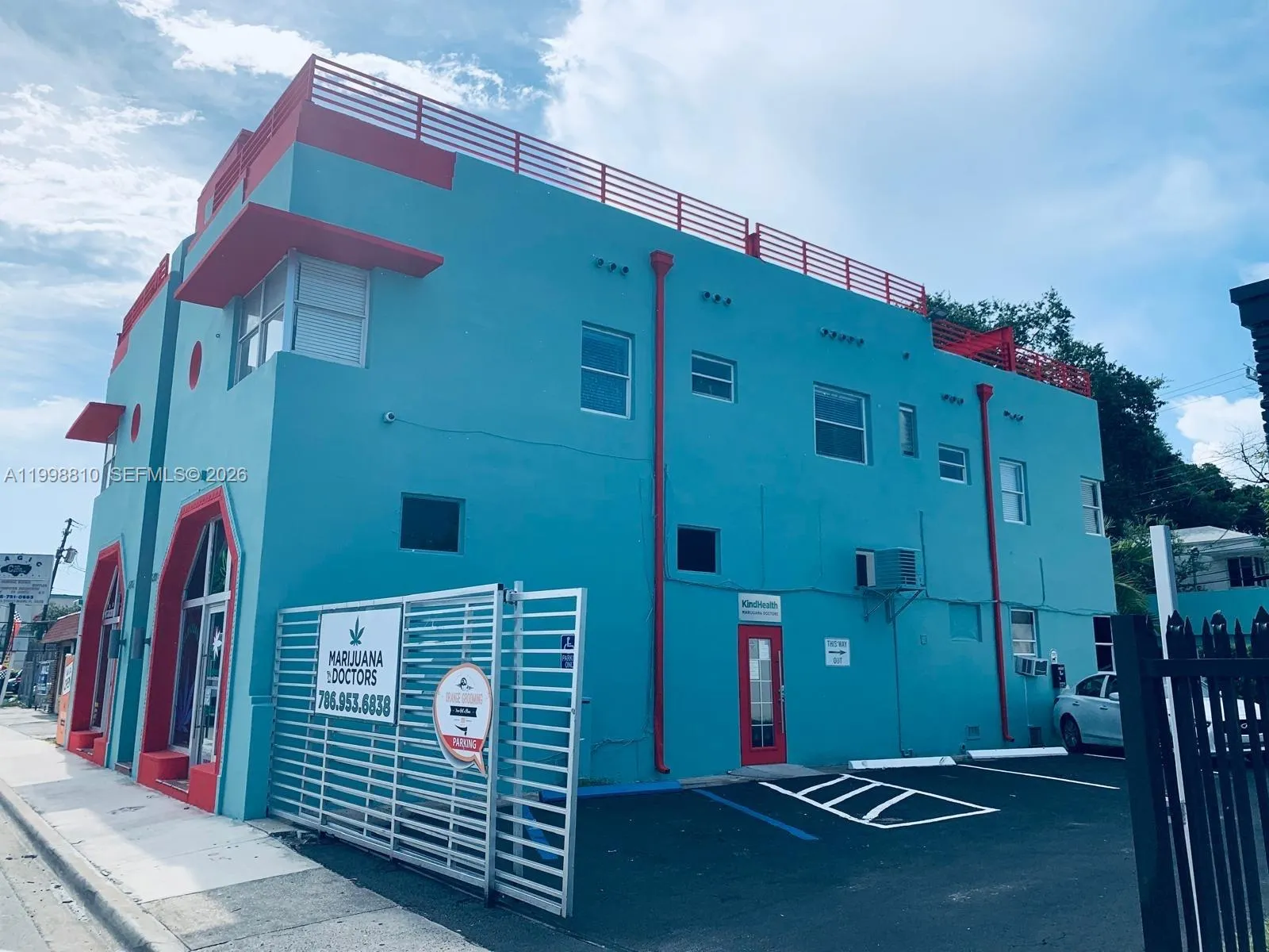 647 NE 79th St, Miami FL 33138