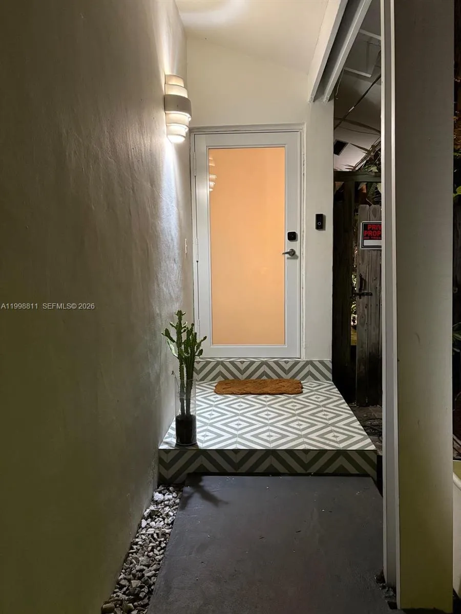 3155 Jackson Ave, Miami FL 33133