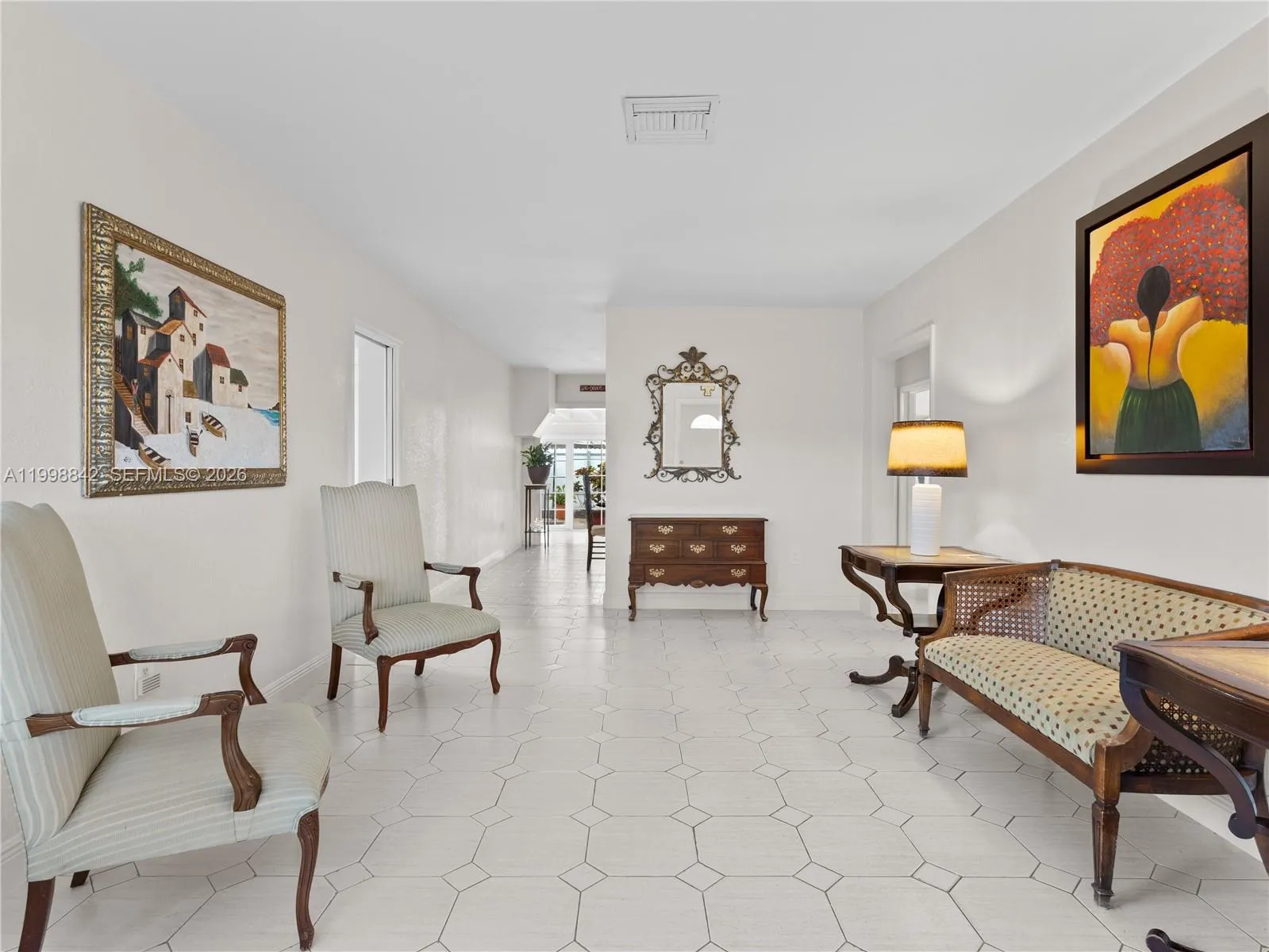 6665 NW 39th St, Virginia Gardens FL 33166