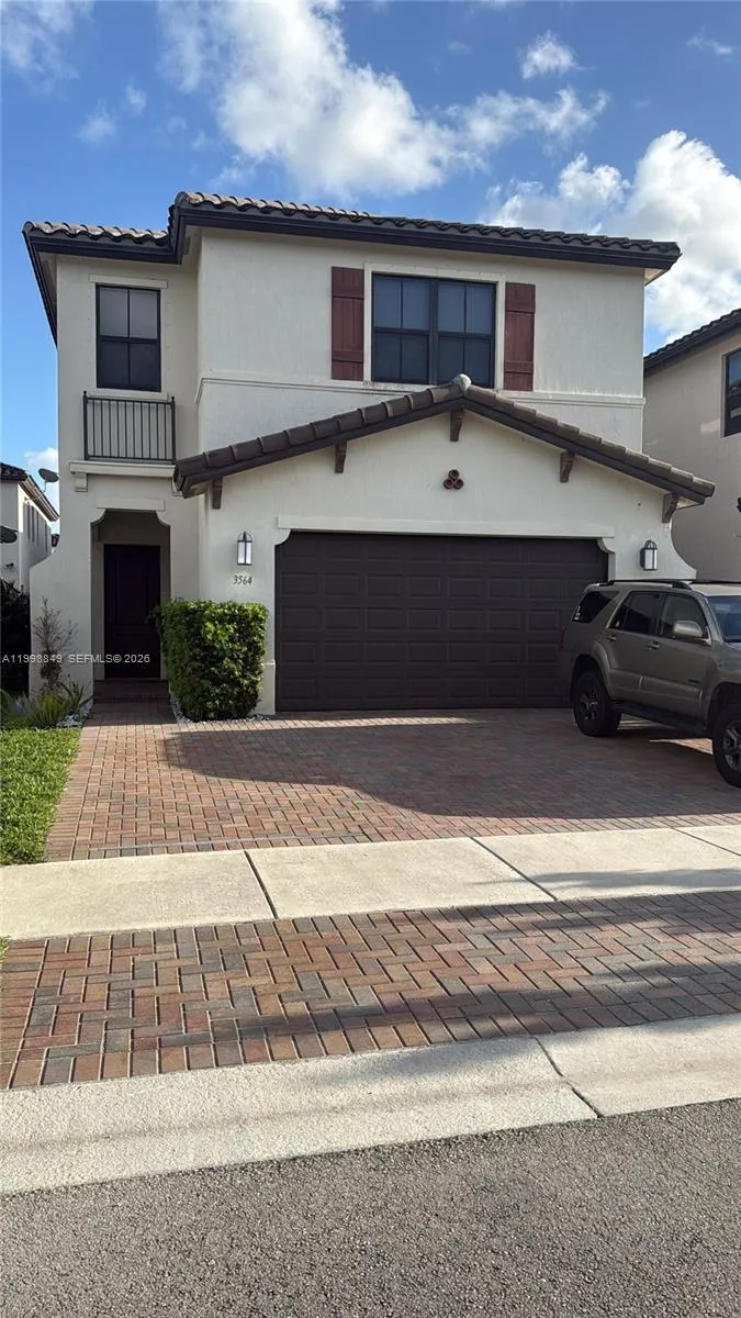 3564 W 97th St, Hialeah FL 33018