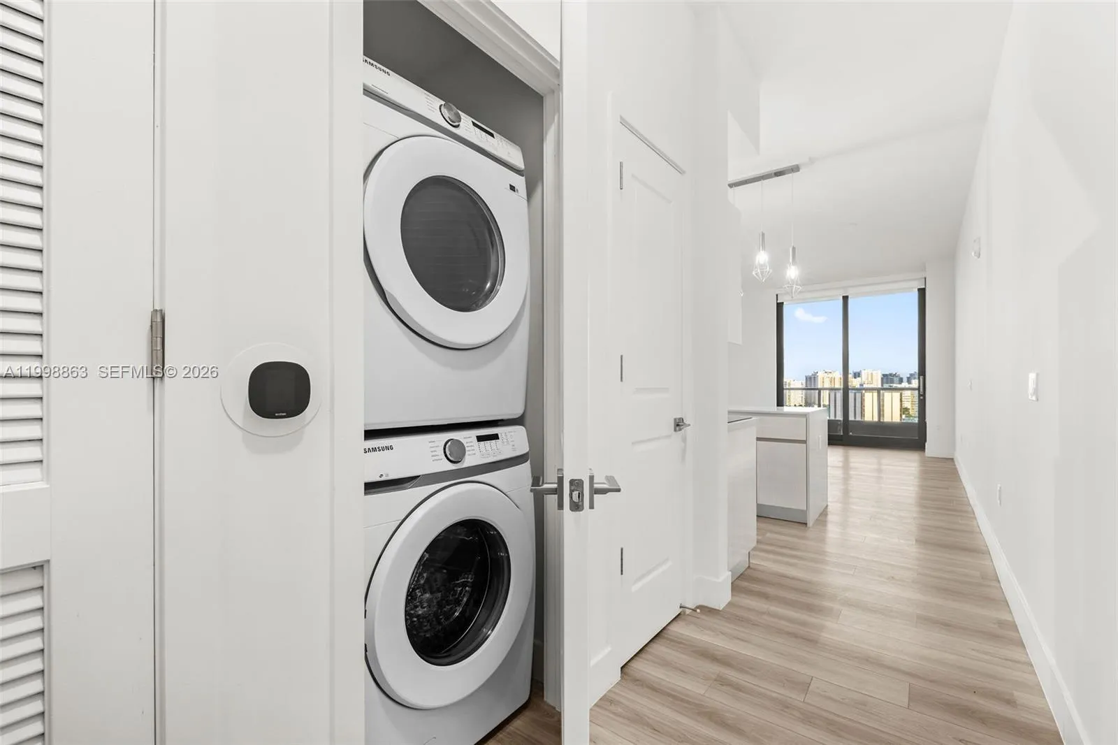 101 Diplomat Pkwy # 1206, Hallandale Beach FL 33009