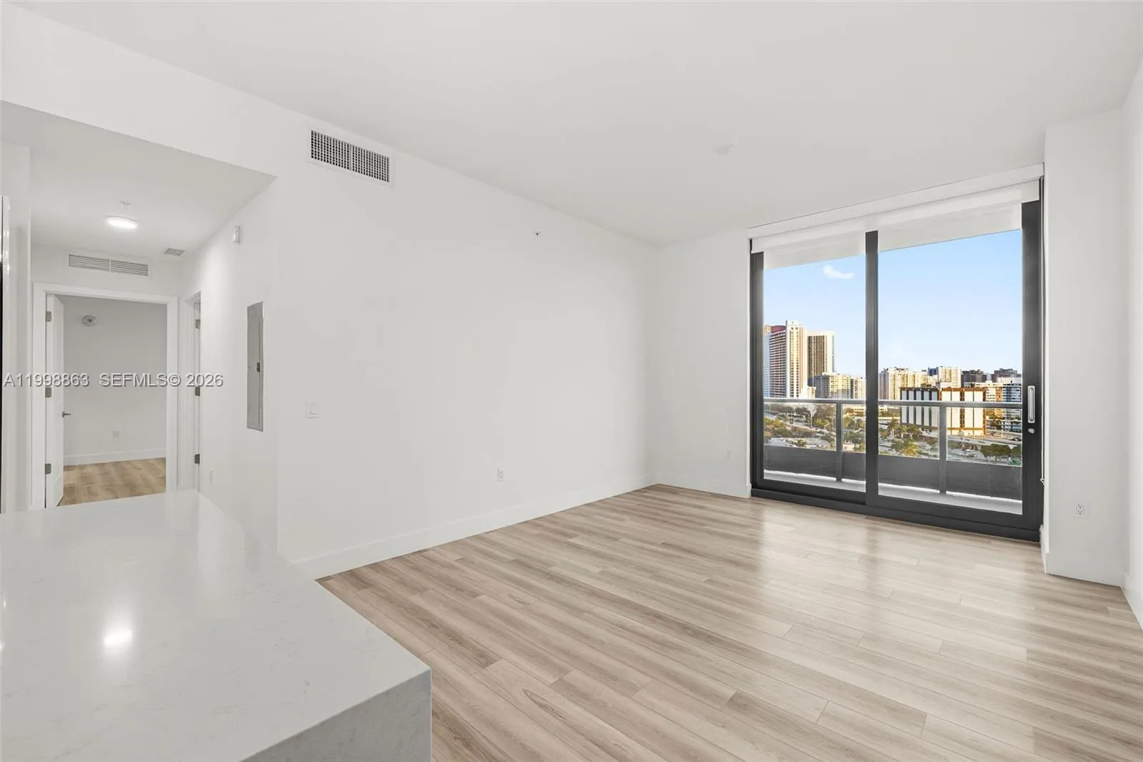 101 Diplomat Pkwy # 1206, Hallandale Beach FL 33009