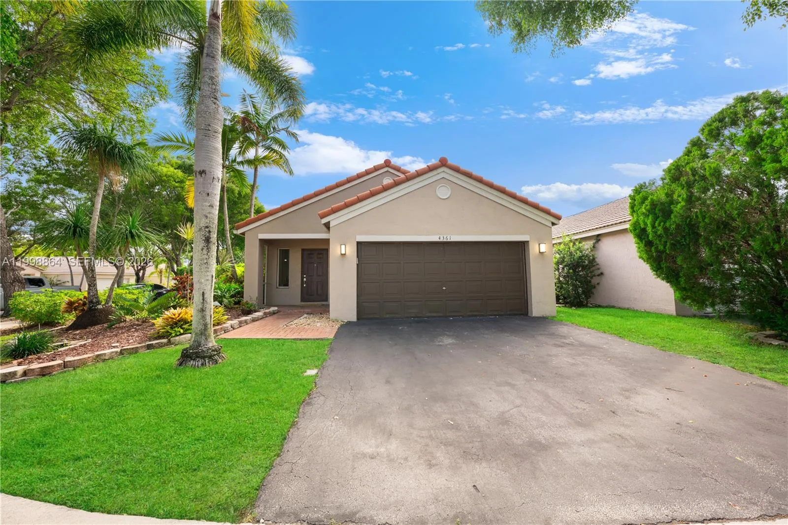 4361 Mahogany Ridge Dr, Weston FL 33331