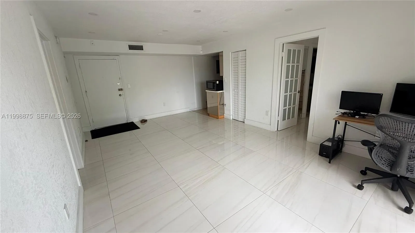 4841 NW 7th St # 4, Miami FL 33126