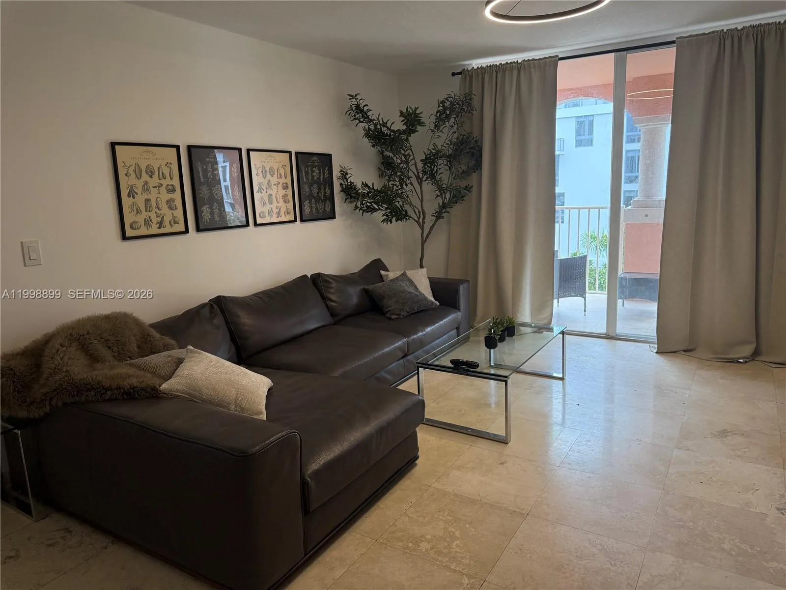 19555 E Country Club Dr # 8602, Aventura FL 33180