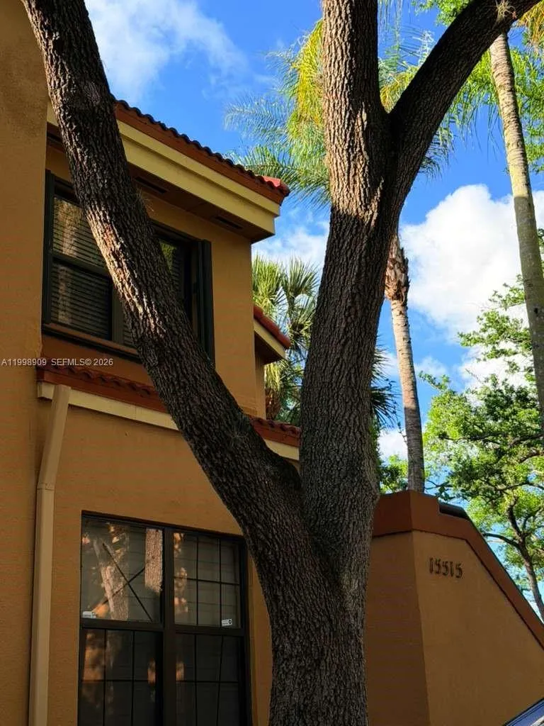 15515 N Miami Lakeway N # 11, Miami Lakes FL 33014