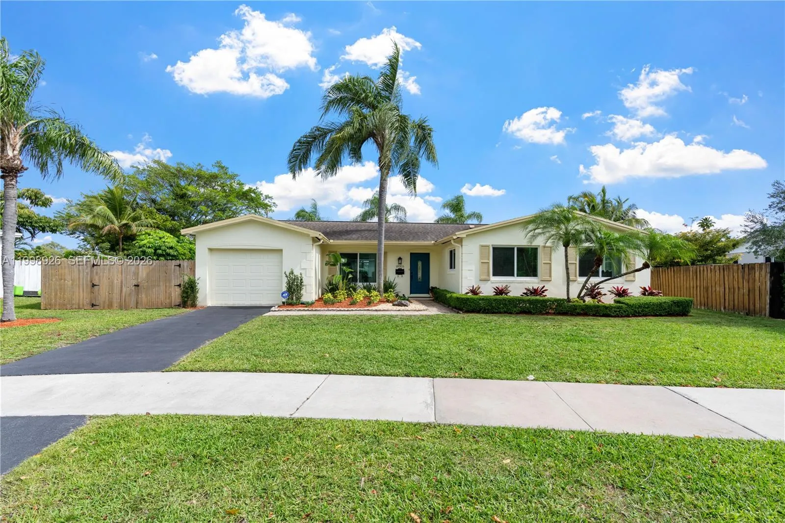 10325 SW 102nd Ct, Miami FL 33176