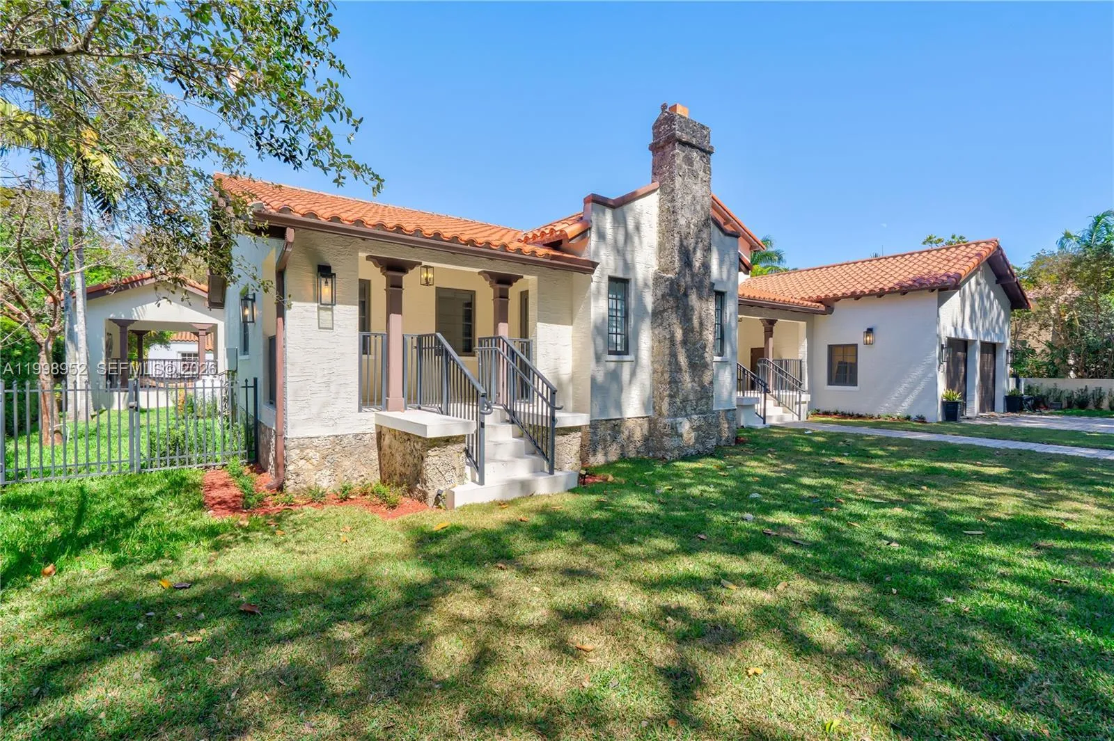 519 Alhambra Cir, Coral Gables FL 33134