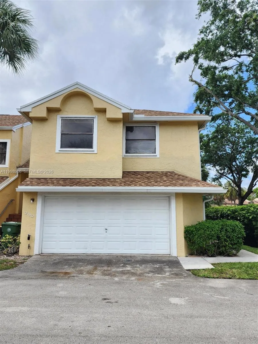 200 SW 95th Ter # 200, Pembroke Pines FL 33025