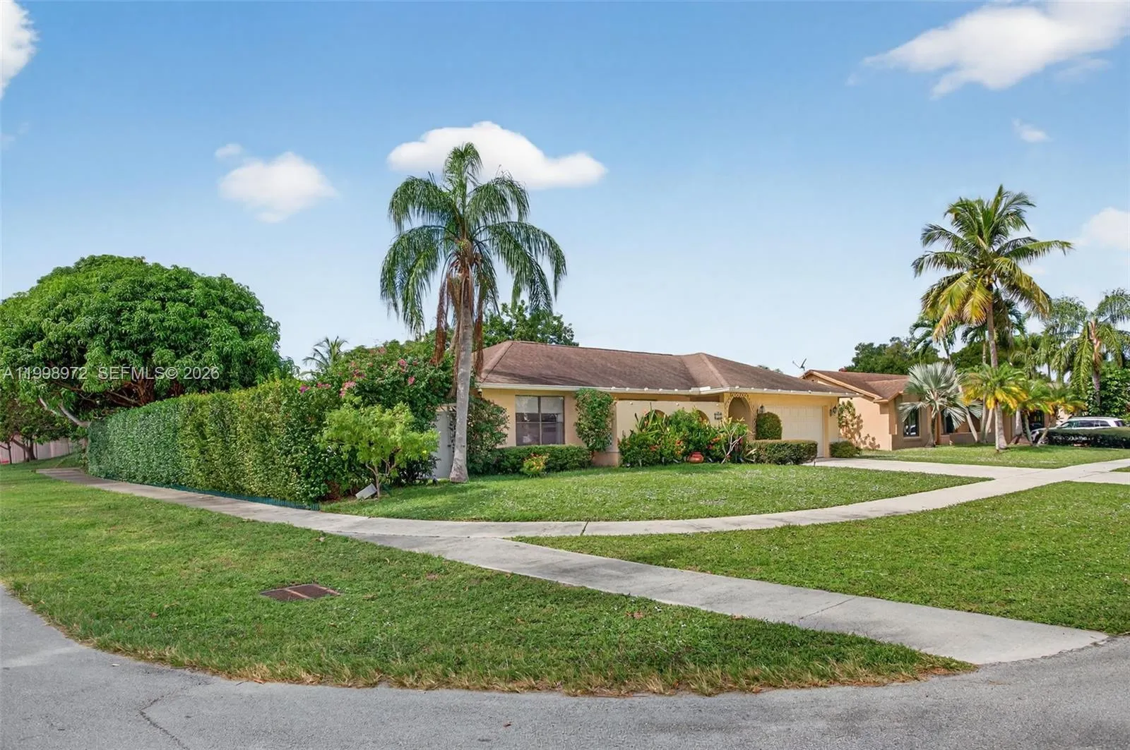 701 NW 41st Ter, Deerfield Beach FL 33442