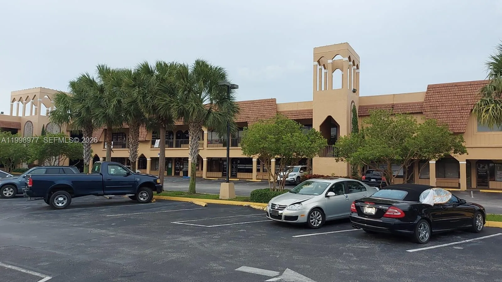 5460 N State Road 7 # 207, North Lauderdale FL 33319