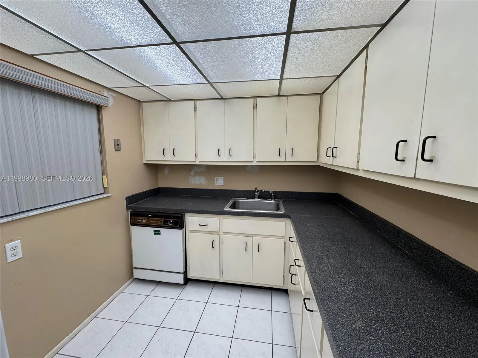 7787 SW 86th St # 206, Miami FL 33143