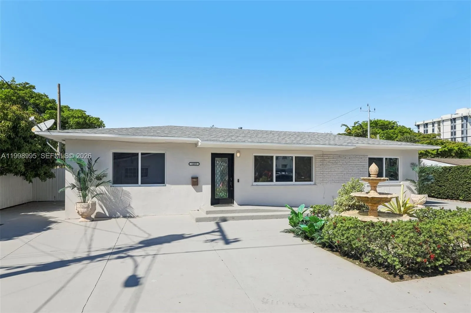 1682 NE 124th Ln, North Miami FL 33181