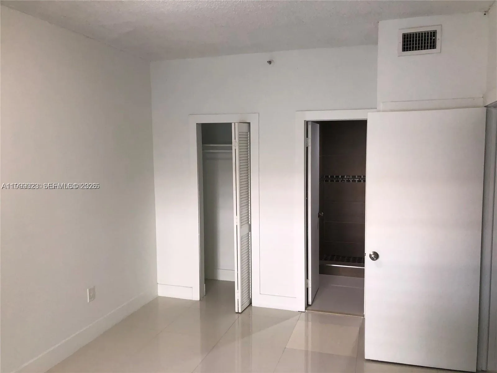 2730 Collins Ave # 310, Miami Beach FL 33140