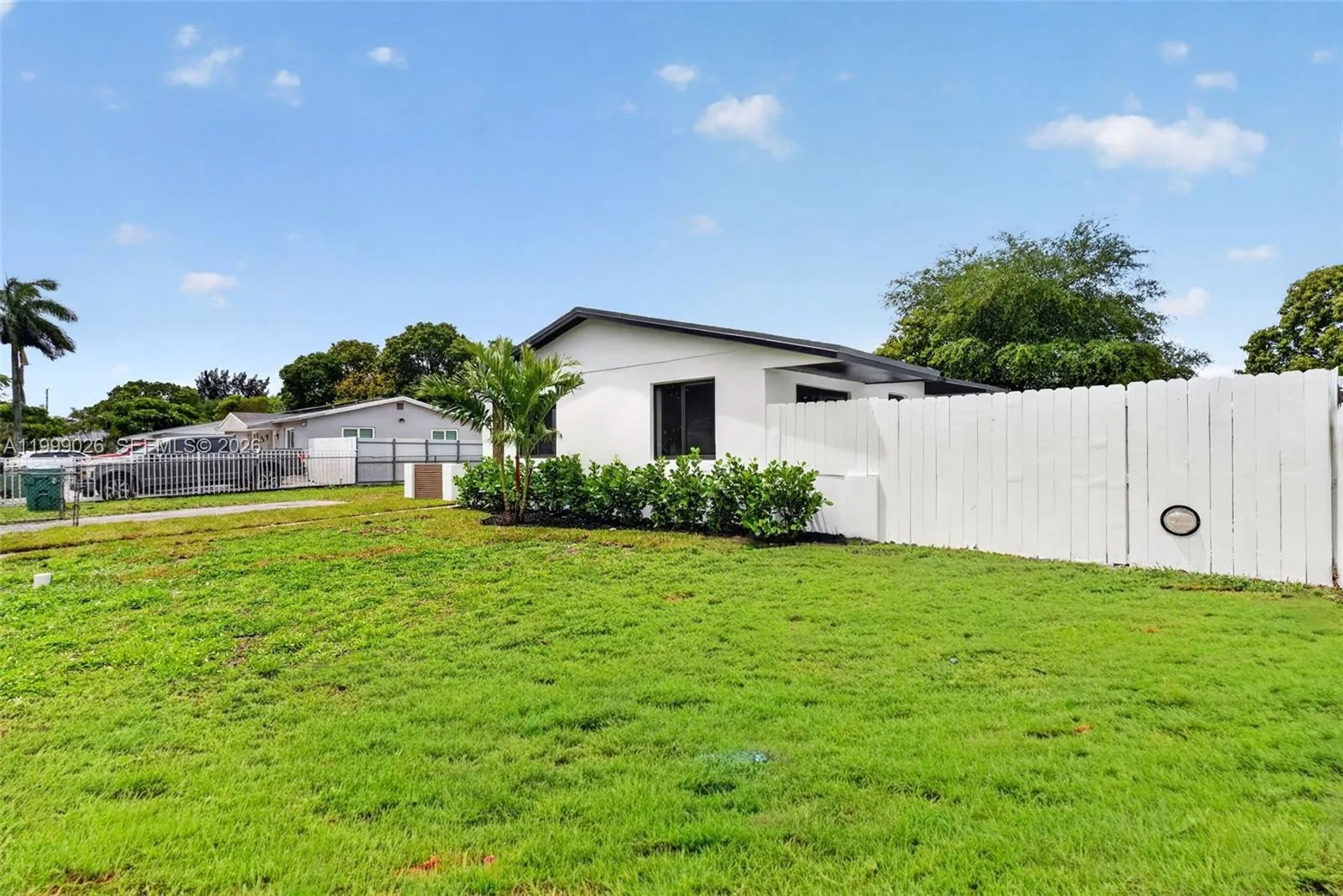 19730 NW 44th Ct, Miami Gardens FL 33055