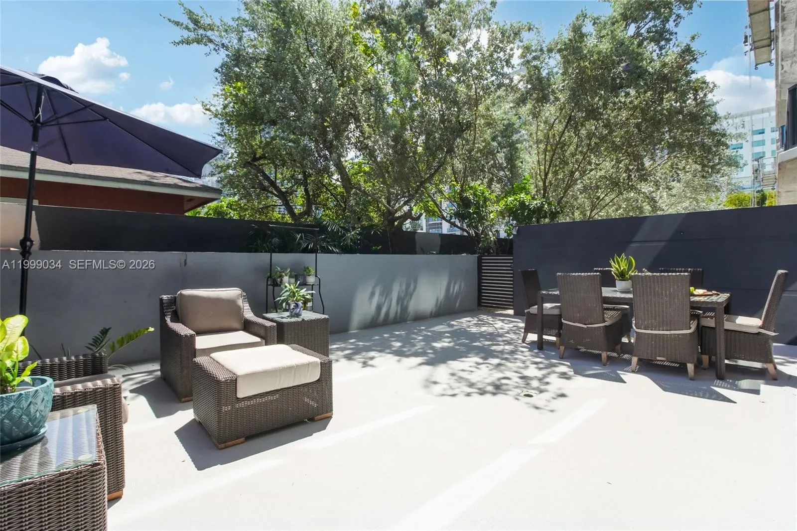 201 SW 17th Rd # 311, Miami FL 33129