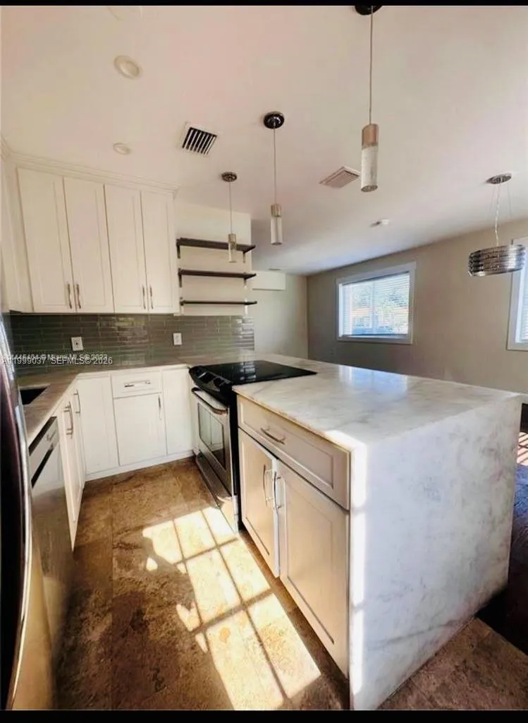 2775 SW 1st St, Miami FL 33135