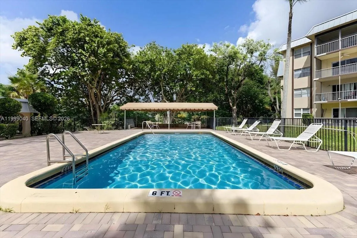 6001 N Falls Cir Dr # 310, Lauderhill FL 33319