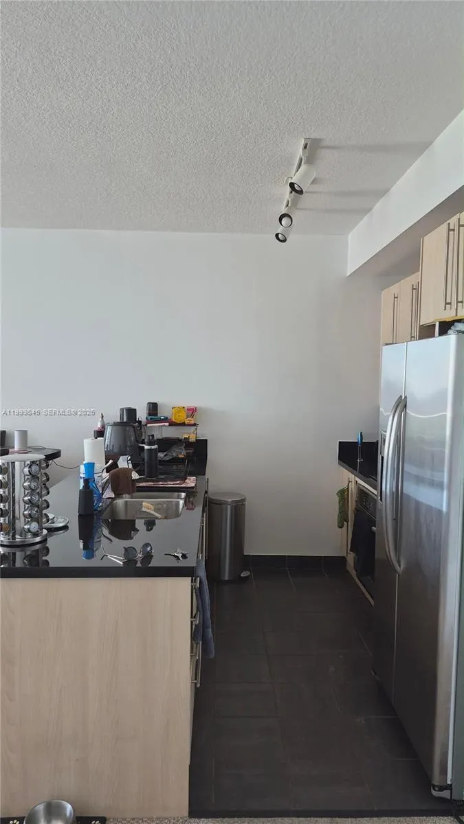 79 SW 12th St, Miami FL 33130