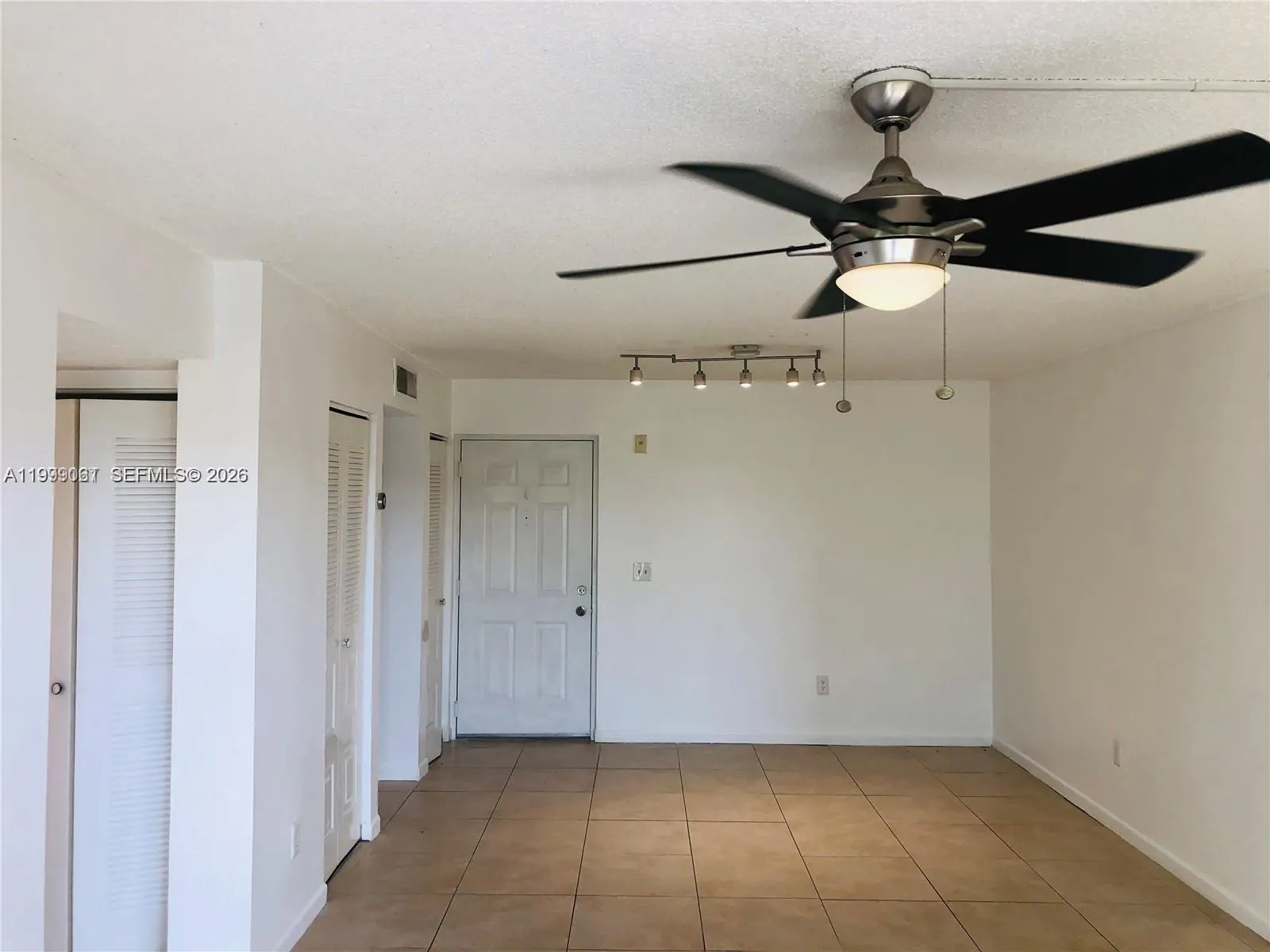 8260 SW 210th St # 210, Cutler Bay FL 33189