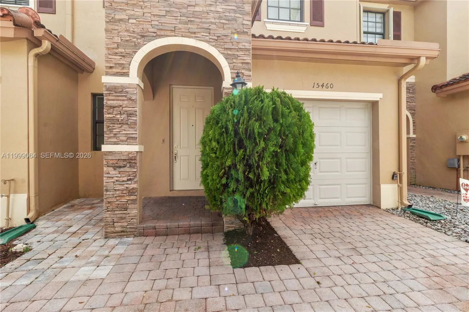 15460 SW 119th St, Miami FL 33196