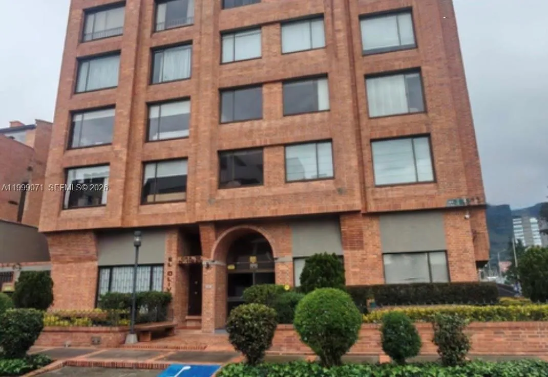 Santa Barbara alta SantaBarbara alta,Bogota # 2, FL 110121